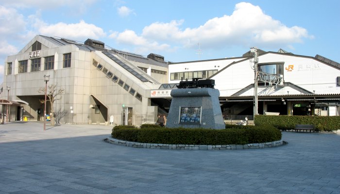 JR station